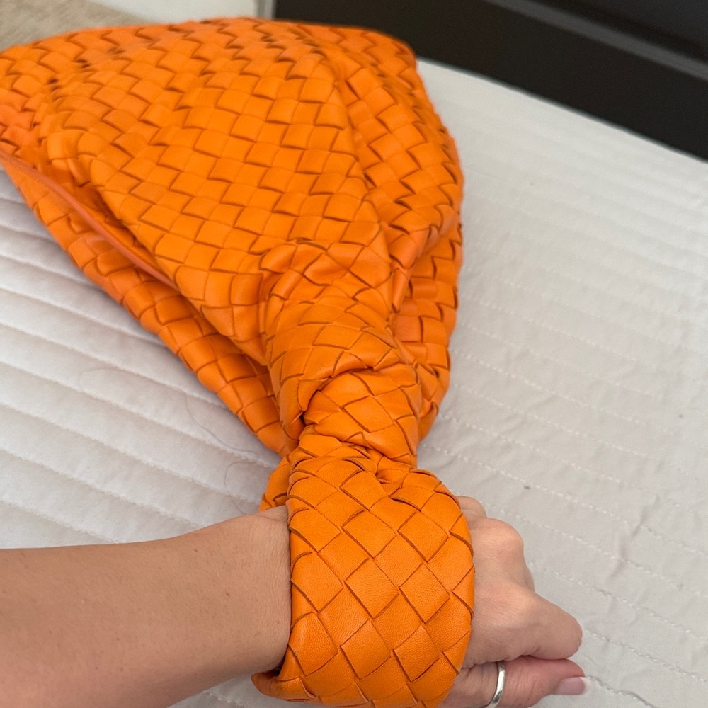 Bottega Veneta Intrecciato Twist Bag - Orange Handle Bags ... - Picture 11 of 14